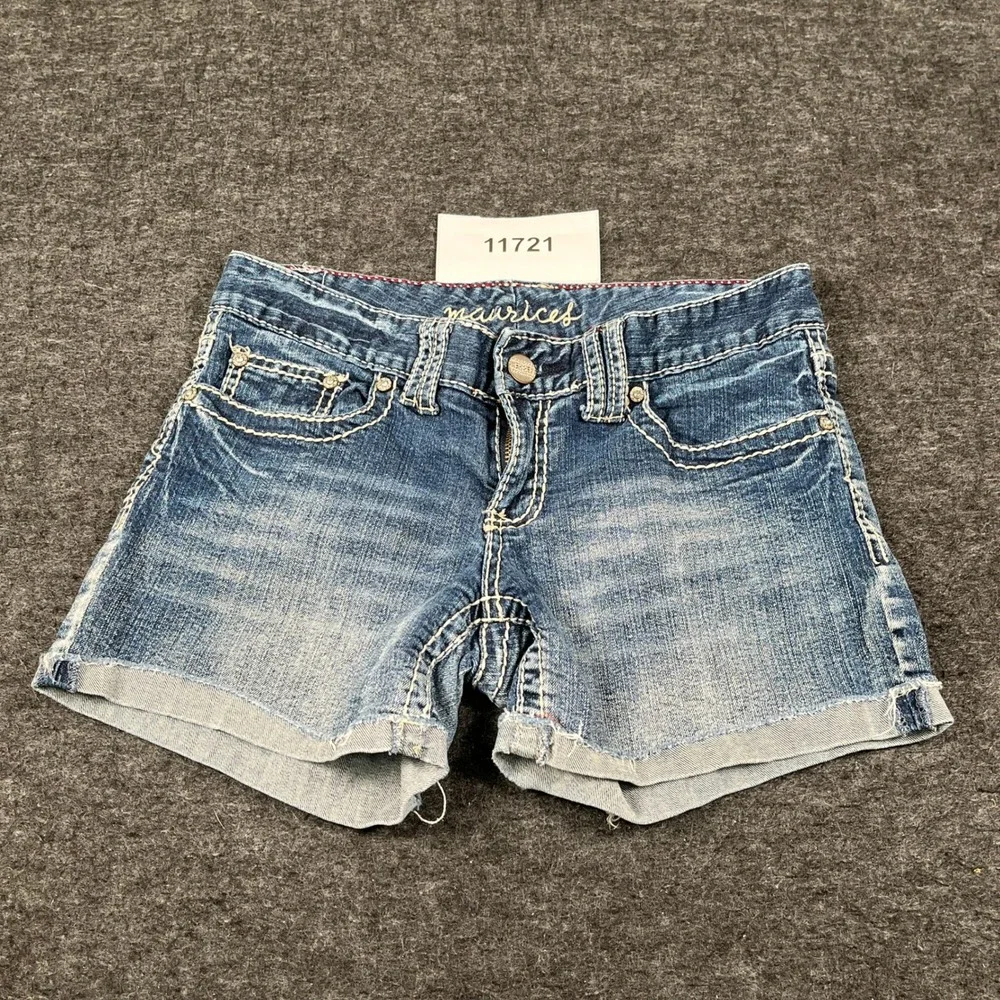 Maurices Rolled Hem Shorts Womens 5/6 Blue Denim Cotton Stretch Whiskers Detail